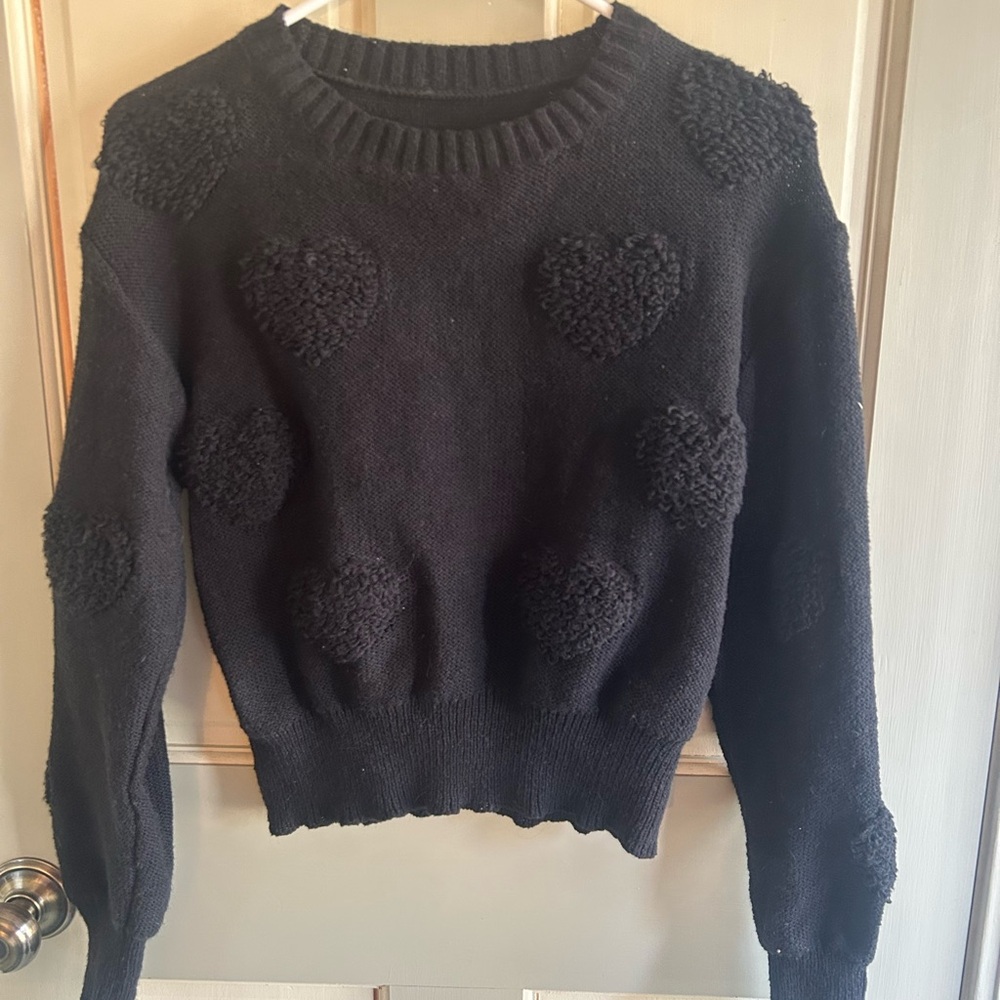 SHEIN Black Textured Heart Sweater